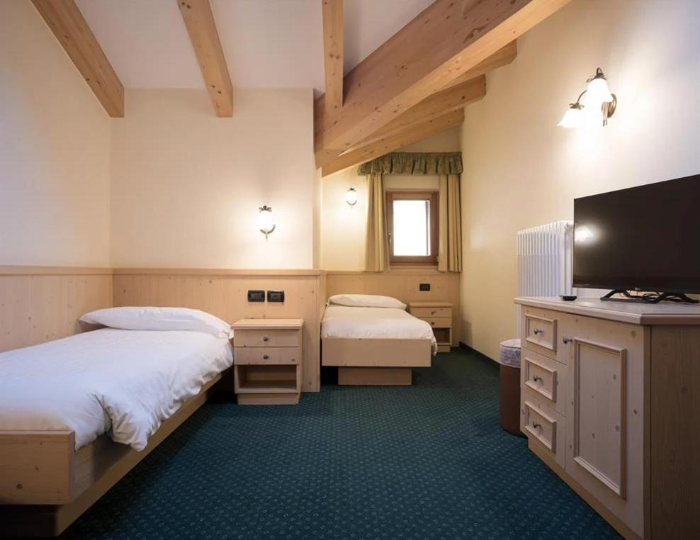 Hotel Crepei Pozza di Fassa Zewnętrze zdjęcie